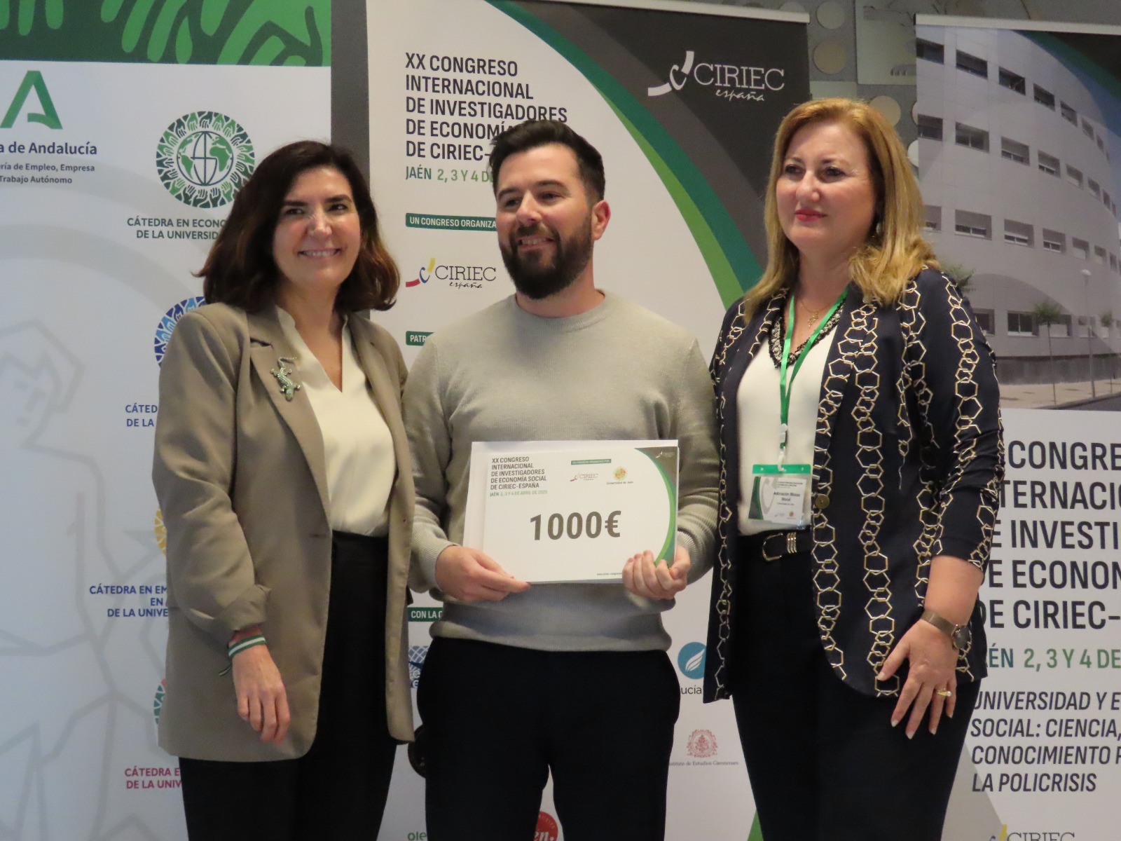 Daniel HERNÁNDEZ CÁCERES y Ana MONTIEL VARGAS premiados por CIRIEC-España